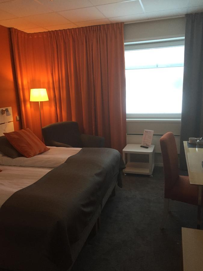Hotell Entre Norr ウメオ エクステリア 写真